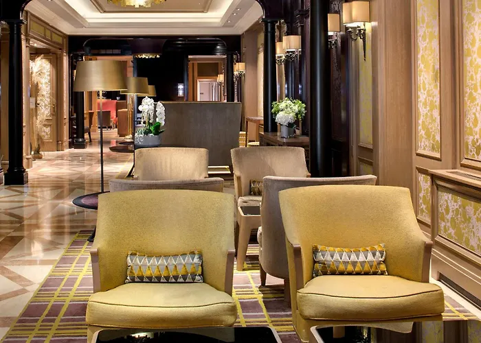 Hotell Rochester Champs Elysees