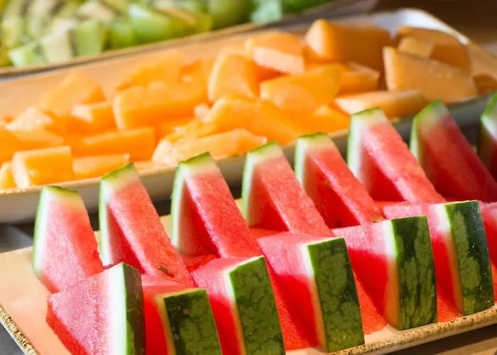 Hotel Rochester Champs Elysees Paris