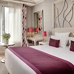 Rochester Champs Elysees