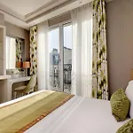 Rochester Champs Elysees Paris