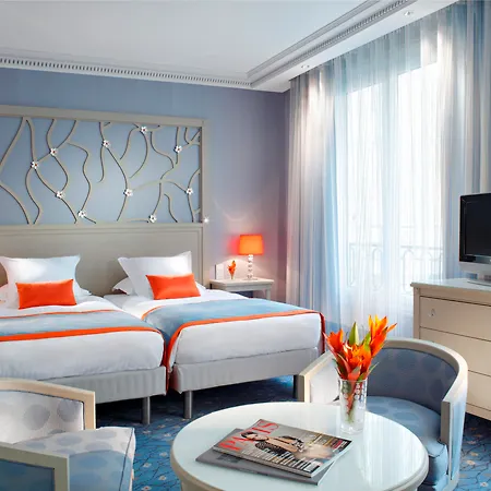 Rochester Champs Elysees 4* Paris