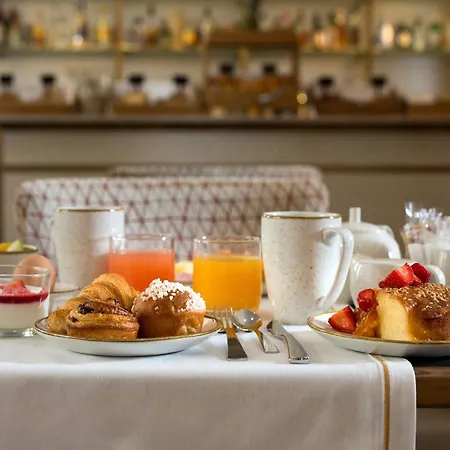 Rochester Champs Elysees 4* Paris