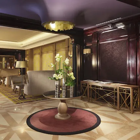 Rochester Champs Elysees Hotell 4*