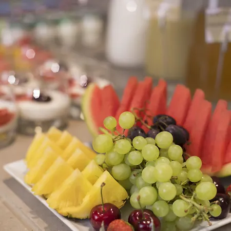 Rochester Champs Elysees Hotel Paris