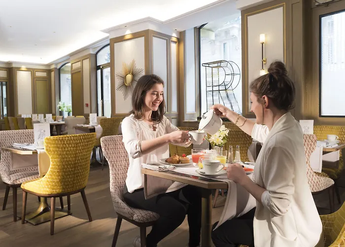 Rochester Champs Elysees 4*