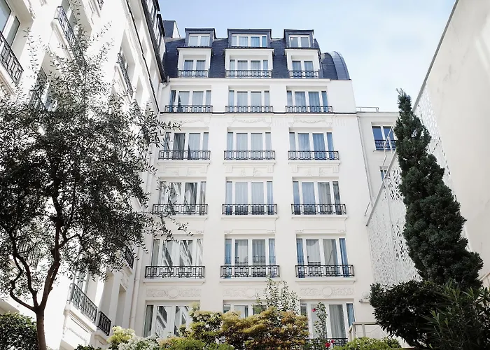 Rochester Champs Elysees