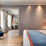 Rochester Champs Elysees Hotel