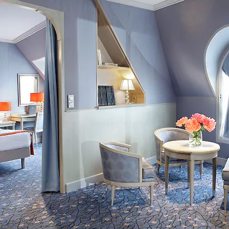 Hotel Rochester Champs Elysees