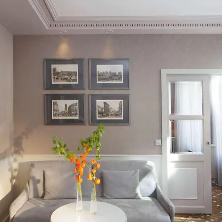 Rochester Champs Elysees 4*