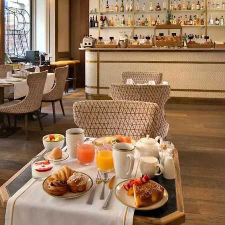 Rochester Champs Elysees Paris