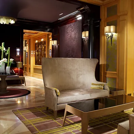 Rochester Champs Elysees Hotel 4*