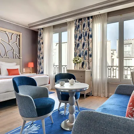 Rochester Champs Elysees Hotel Paris