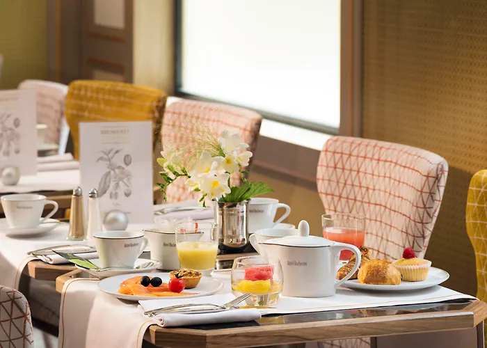 Rochester Champs Elysees 4*