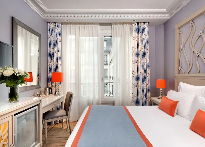 Rochester Champs Elysees