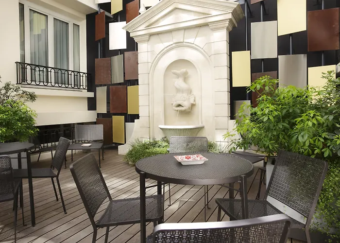 Rochester Champs Elysees