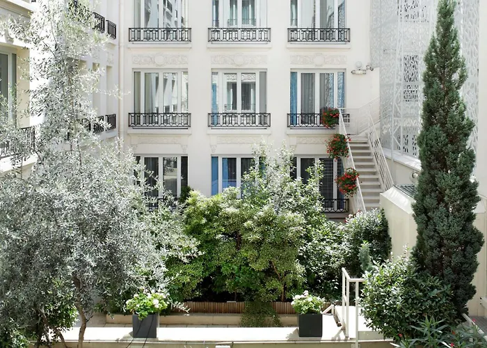 Rochester Champs Elysees Отель