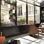 Otel Rochester Champs Elysees 4*