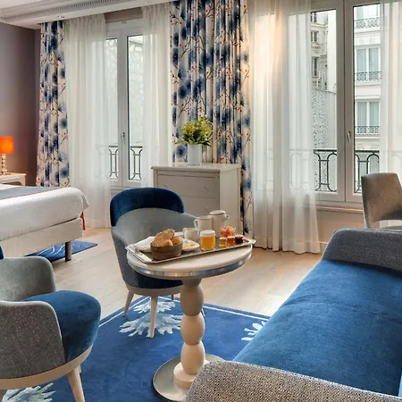Hotel Rochester Champs Elysees Paris