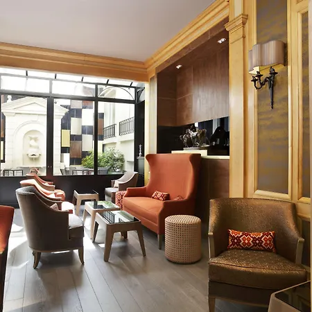 Hotel Rochester Champs Elysees Paryż