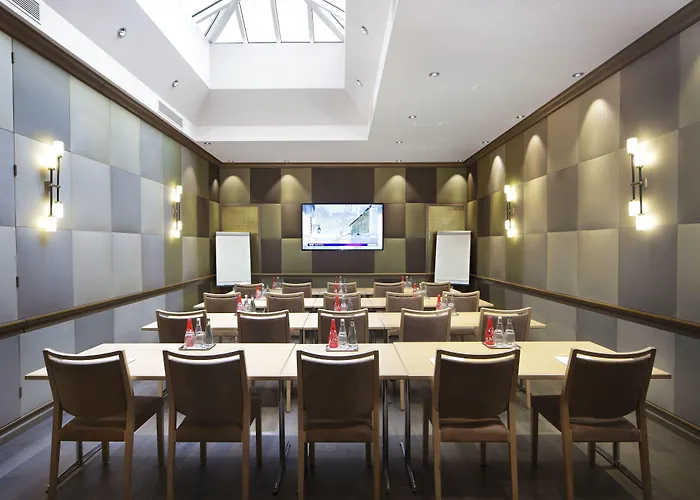 Rochester Champs Elysees 4*